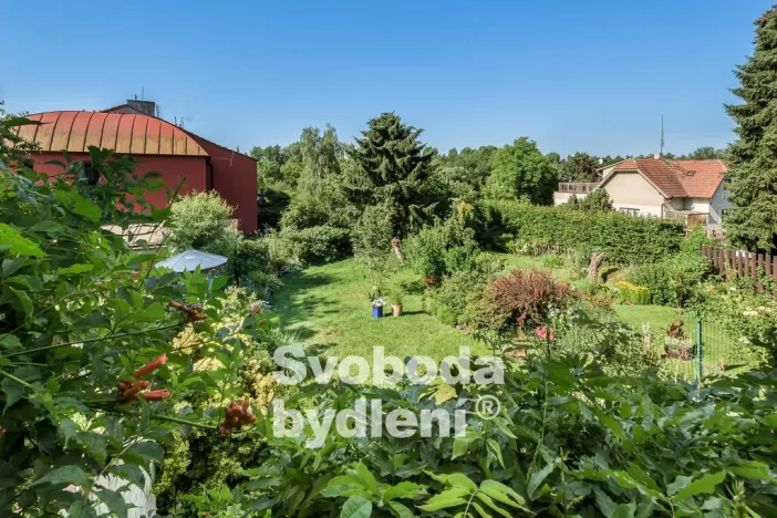 Prodej rodinného domu, Praha - Kolovraty, 222 m2