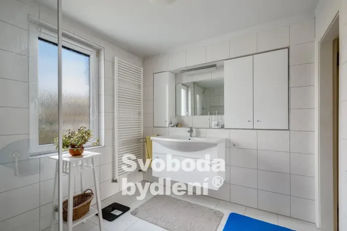 Prodej rodinného domu, Praha - Kolovraty, 222 m2