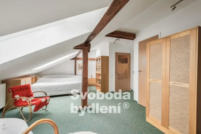 Prodej rodinného domu, Praha - Kolovraty, 222 m2