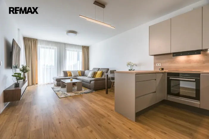 Pronájem bytu 2+kk, Brandýs nad Labem-Stará Boleslav - Brandýs nad Labem, Dřevčická, 65 m2