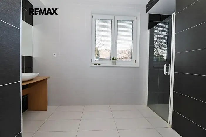 Prodej rodinného domu, Mikulovice, V Loučkách, 231 m2