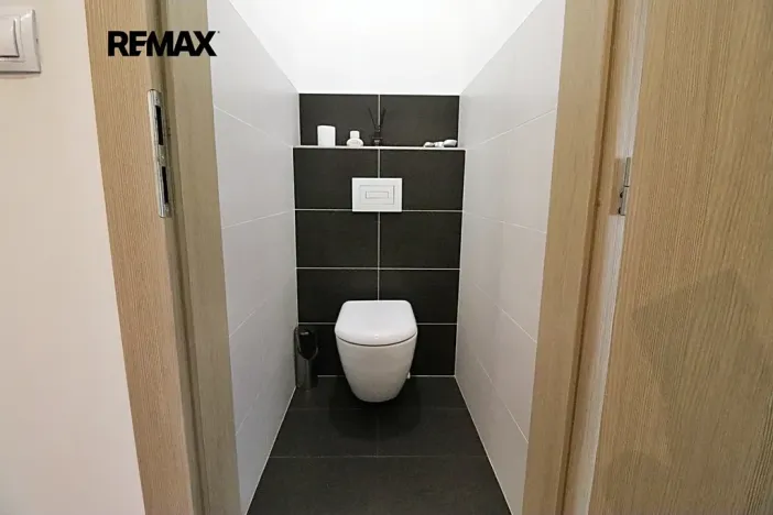 Prodej rodinného domu, Mikulovice, V Loučkách, 231 m2
