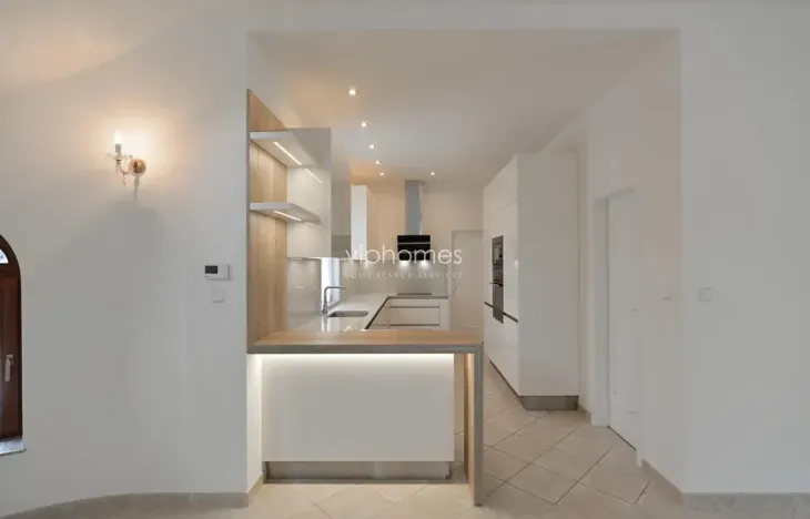 Pronájem vily, Praha - Nebušice, Nebušická, 270 m2
