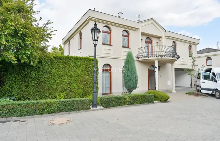 Pronájem vily, Praha - Nebušice, Nebušická, 270 m2
