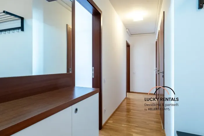 Pronájem bytu 3+kk, Praha - Žižkov, Olgy Havlové, 76 m2