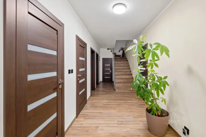 Prodej rodinného domu, Mělnické Vtelno - Radouň, Mělnická, 221 m2