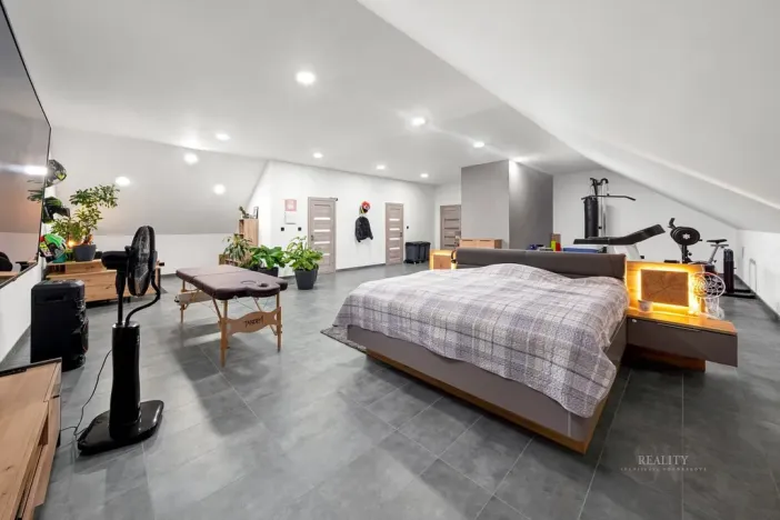 Prodej rodinného domu, Mělnické Vtelno - Radouň, Mělnická, 221 m2