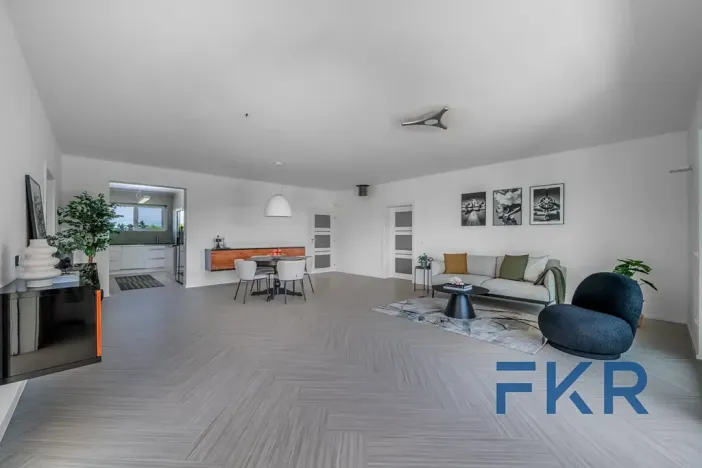 Prodej rodinného domu, Kolová, 205 m2