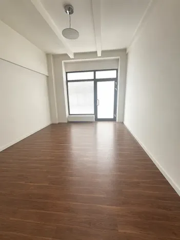 Pronájem obchodního prostoru, Praha - Smíchov, Radlická, 25 m2