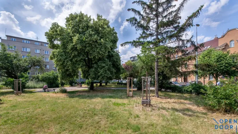 Pronájem bytu 1+kk, Praha - Strašnice, Na hroudě, 29 m2