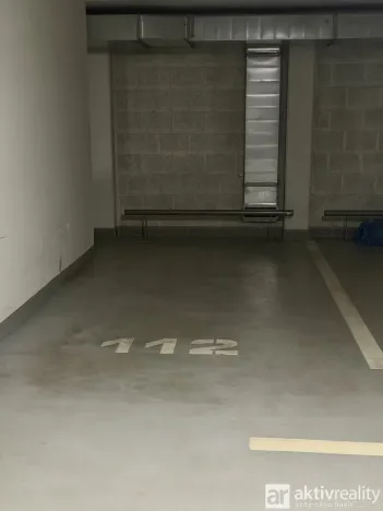 Pronájem garáže, Praha - Vokovice, Irská, 18 m2