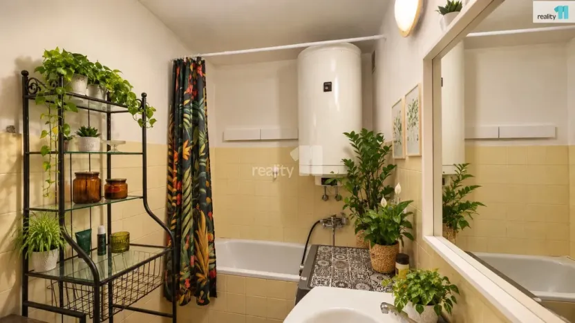 Prodej bytu 2+kk, Chyšky, 77 m2