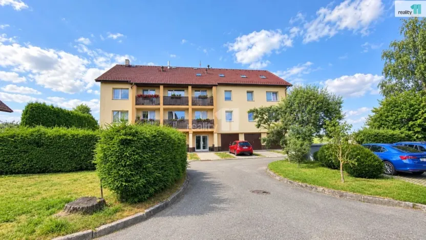 Prodej bytu 2+kk, Chyšky, 77 m2