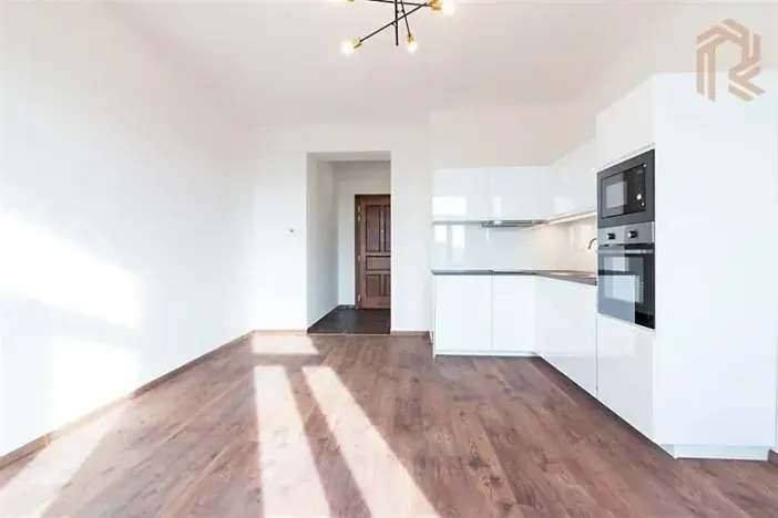 Pronájem bytu 1+kk, Praha - Holešovice, Plynární, 31 m2