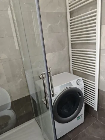 Pronájem bytu 1+kk, Praha, Legerova, 25 m2