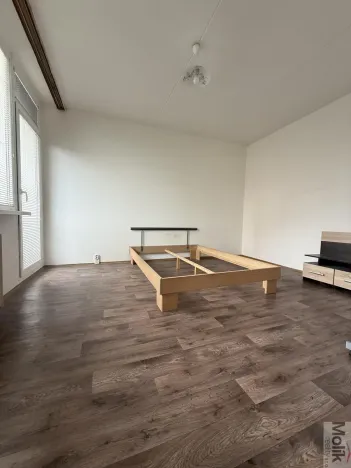 Pronájem bytu 1+1, Chomutov, Kundratická, 38 m2