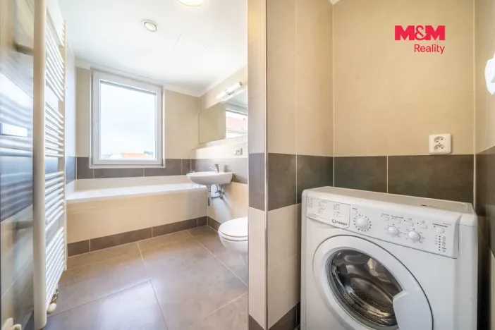 Pronájem bytu 1+kk, Plzeň - Jižní Předměstí, Presslova, 36 m2