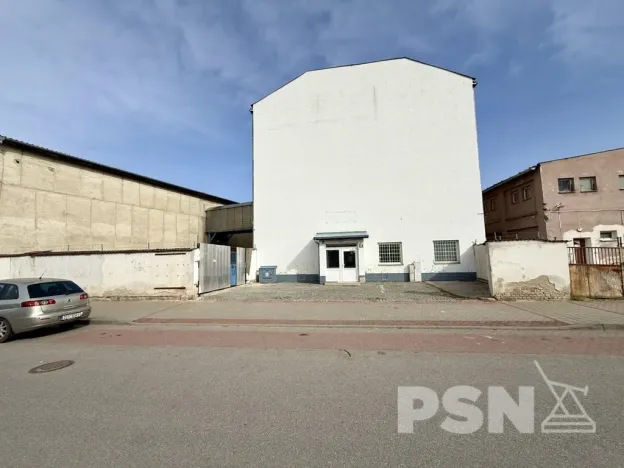 Pronájem skladu, Brno - Komárov, Komárovské nábřeží, 678 m2