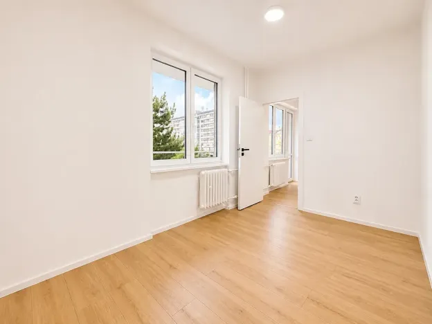Prodej bytu 2+kk, Praha - Vršovice, U Slavie, 44 m2