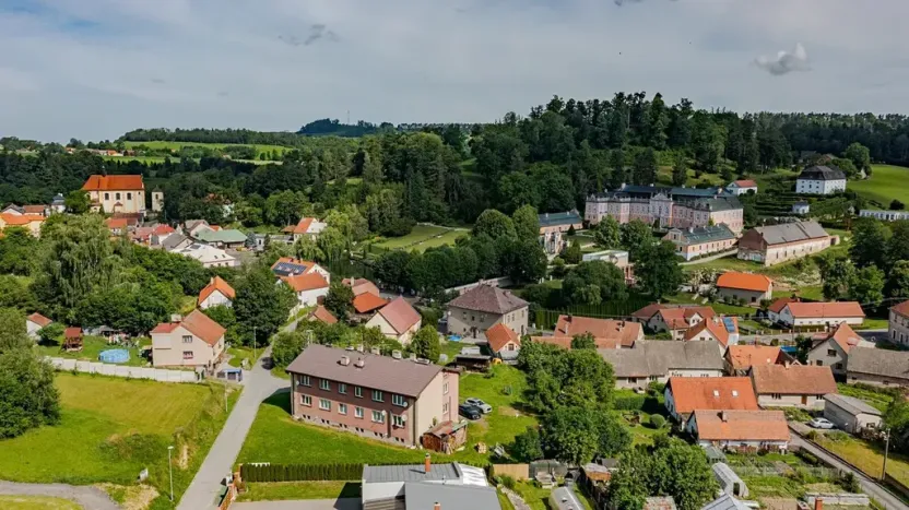 Prodej bytu 2+1, Nové Hrady, 75 m2