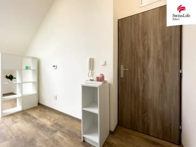 Pronájem bytu 1+kk, Pardubice, Železničního pluku, 29 m2