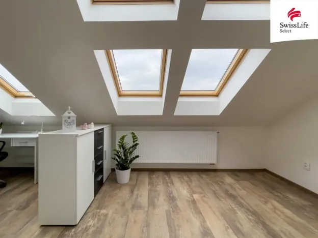 Pronájem bytu 1+kk, Pardubice, Železničního pluku, 29 m2