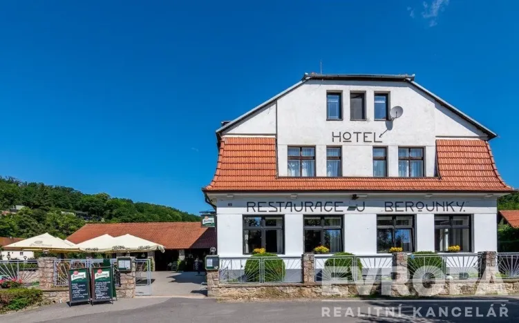 Prodej komerční nemovitosti, Srbsko, K Přívozu, 458 m2