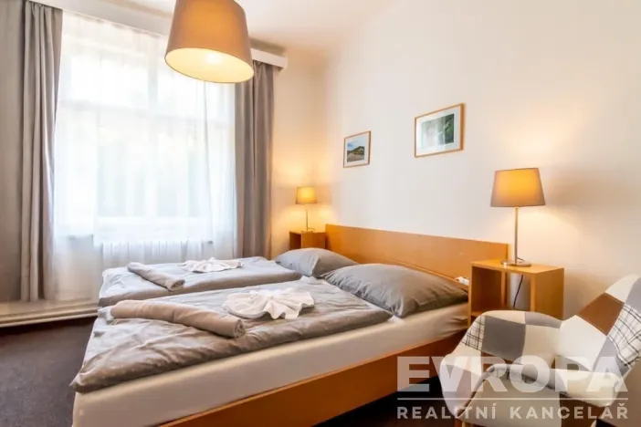 Prodej komerční nemovitosti, Srbsko, K Přívozu, 458 m2