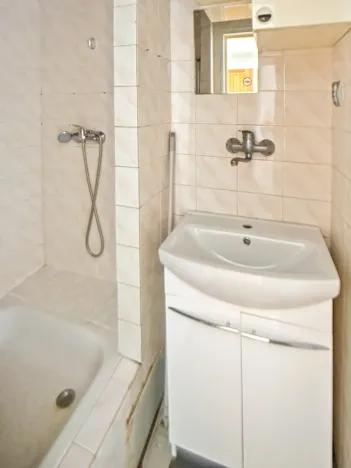 Pronájem bytu 2+1, Veselí nad Lužnicí - Veselí nad Lužnicí II, Nádražní, 54 m2