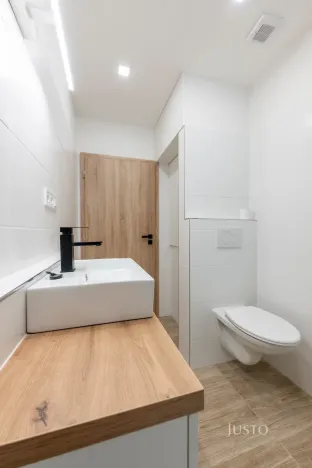 Pronájem bytu 2+1, Zlín, L. Váchy, 54 m2