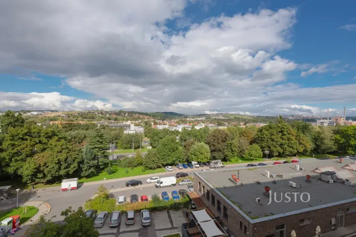 Pronájem bytu 2+1, Zlín, L. Váchy, 54 m2