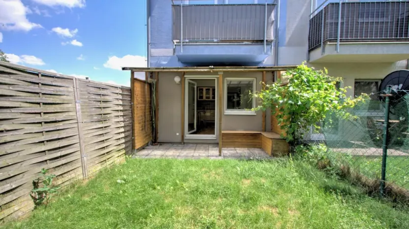 Pronájem bytu 1+kk, Chýně, Na Kališti, 36 m2