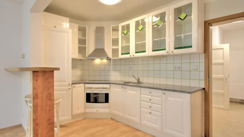 Pronájem bytu 1+kk, Chýně, Na Kališti, 36 m2