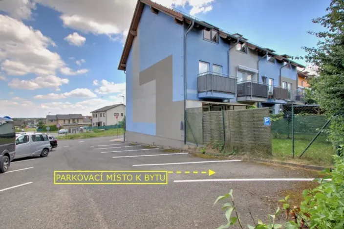 Pronájem bytu 1+kk, Chýně, Na Kališti, 36 m2