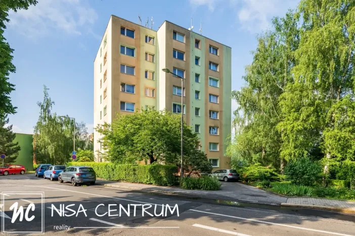 Pronájem bytu 1+kk, Liberec, Polní, 27 m2