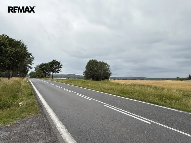 Prodej komerčního pozemku, Láz, 598 m2