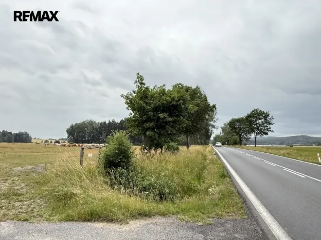Prodej komerčního pozemku, Láz, 598 m2
