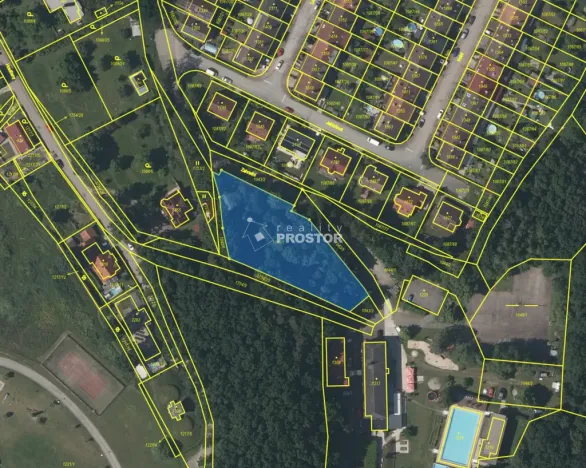 Prodej pozemku pro bydlení, Hluboká nad Vltavou, Zahradní, 2244 m2