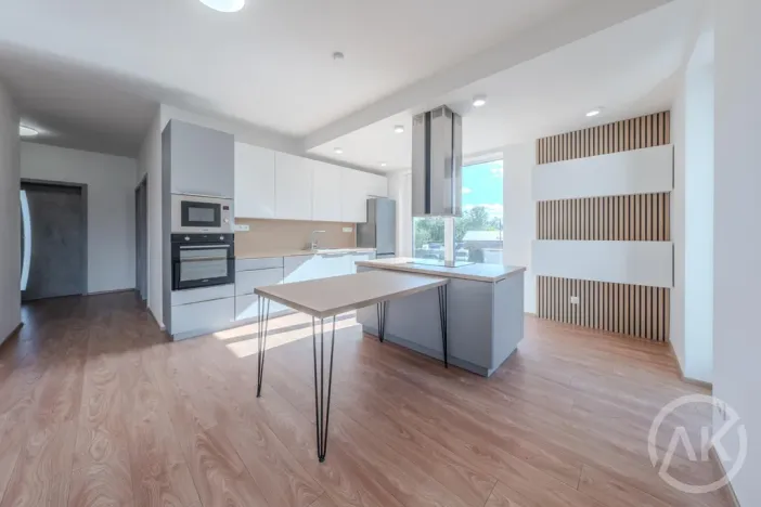 Pronájem bytu 3+kk, Bravantice, 86 m2