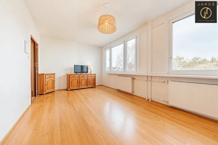 Pronájem bytu 2+kk, Praha - Prosek, Jablonecká, 55 m2