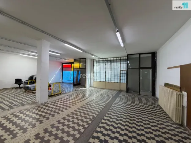 Pronájem obchodního prostoru, Česká Lípa, Okružní, 360 m2