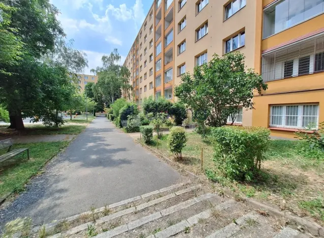 Pronájem bytu 1+1, Praha, Evropská, 37 m2