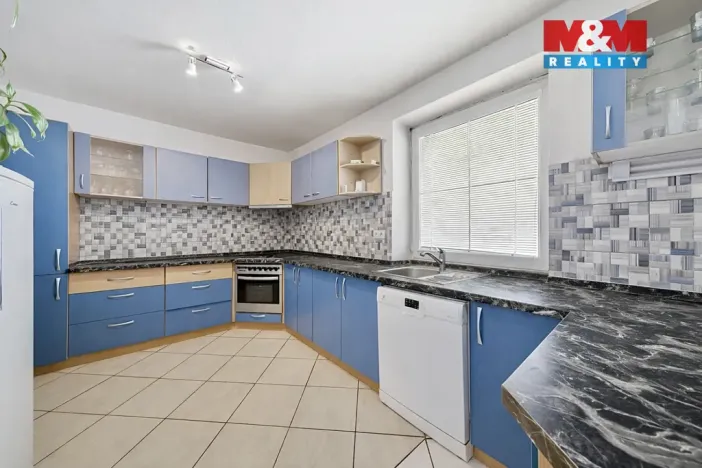 Prodej rodinného domu, Cerekvice nad Loučnou, 302 m2