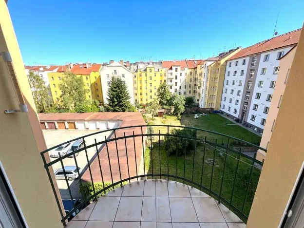 Pronájem bytu 2+kk, Plzeň - Jižní Předměstí, Klatovská třída, 48 m2