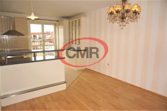Pronájem bytu 3+1, Praha, Nad Panenskou, 126 m2