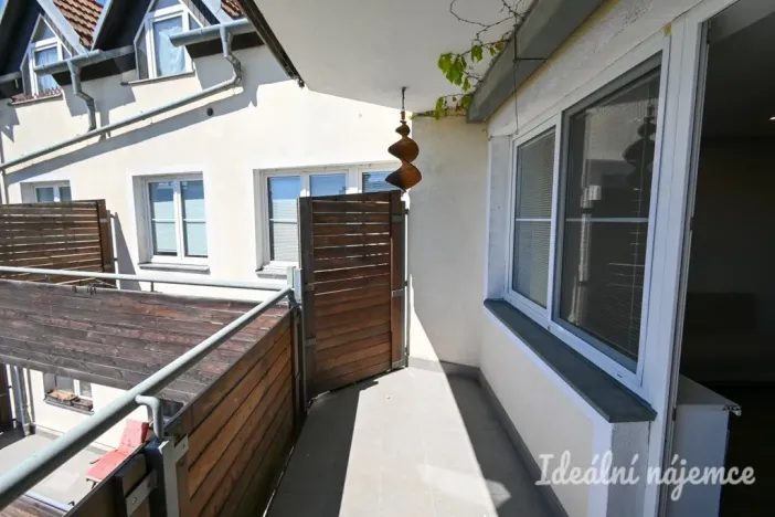 Pronájem bytu 2+kk, Brno, Táborského nábřeží, 56 m2