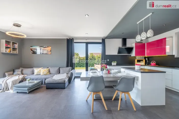 Prodej rodinného domu, Záluží, 159 m2