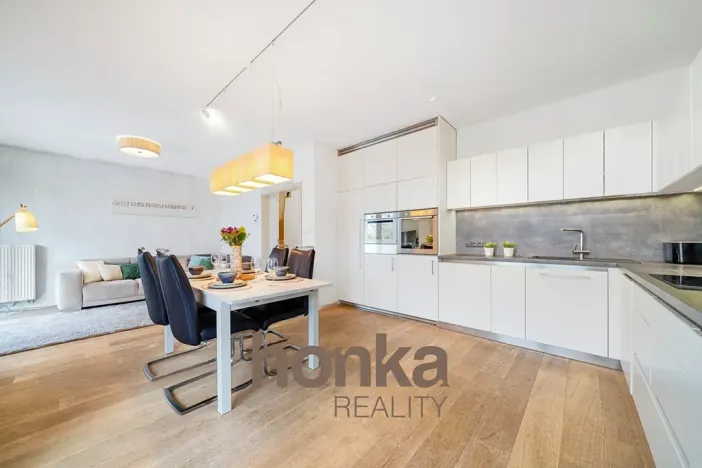 Prodej rodinného domu, Praha - Řeporyje, Ke Zbuzanům, 136 m2