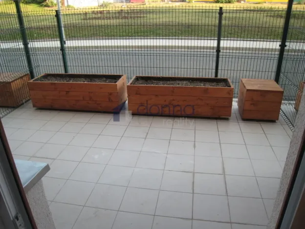 Pronájem bytu 1+kk, Praha, Strančická, 27 m2