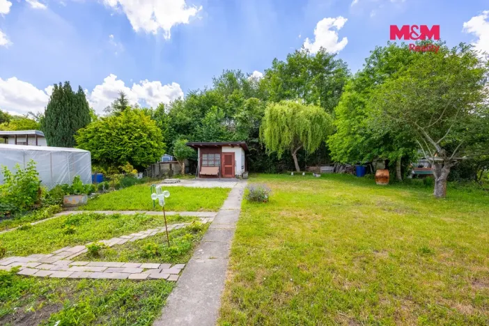 Prodej zahrady, Pardubice - Nové Jesenčany, 284 m2